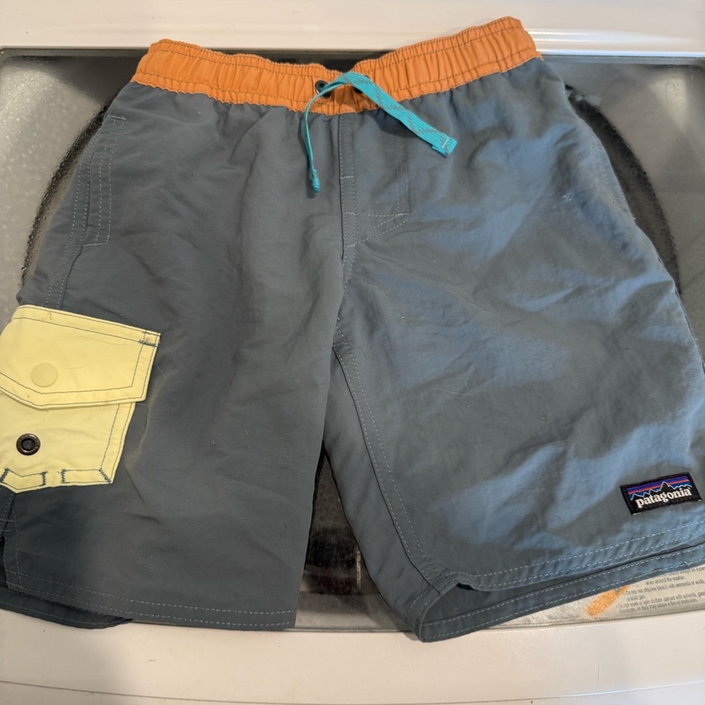 Patagonia boys swim trunks size XS